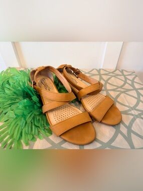 Cityclassified Comfort Strappy Low Wedge Sandals